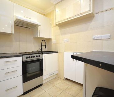 Studio to rent - Photo 6