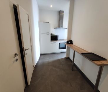 Gemeubelde studentenkamer op een centrale locatie in Antwerpen - Photo 1