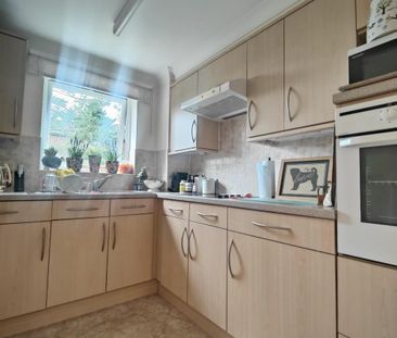 1 bedroom flat to rent - Photo 6