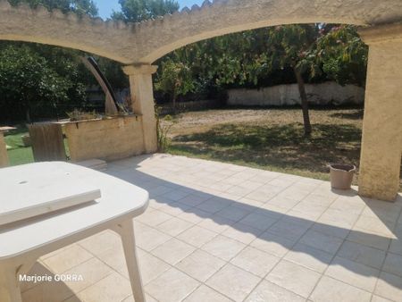 PUYRICARD VILLA T5 SUR 1000 M² DE TERRAIN - Photo 3