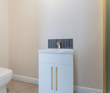 5 bedroom terraced house to rent - Photo 2