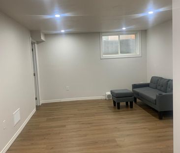 For Lease - 2421 Seven Oaks Ridge Unit# Bsmt, London South, Ontario - Photo 1