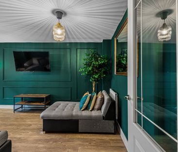 5 Bed Detached House, Whitley Rise, RG2 - Photo 3