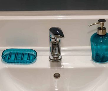 Premium Ensuite - Photo 6