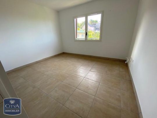 Location Appartement 1 pièce 22m² LE TAMPON 97430 - Photo 1