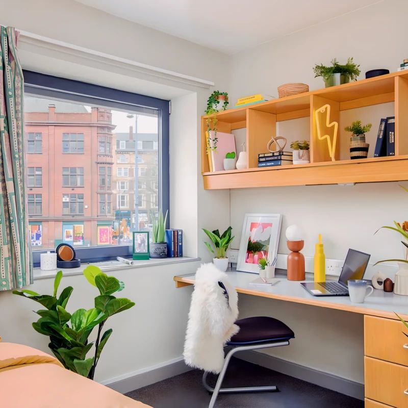 ONE BED FLAT - Photo 1