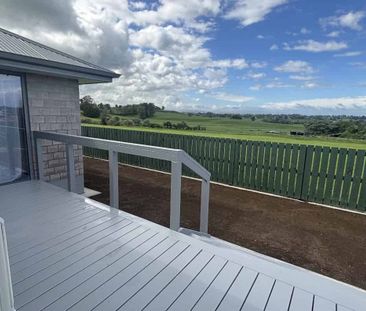 Brand New three bedroom home with Rural Outlook - Photo 4