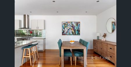 Spacious Three-Level Family Home with Multiple Living Areas and Double Garage - Photo 5