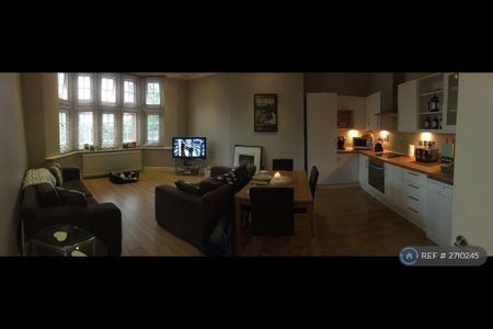 1 bedroom flat to rent - Photo 2