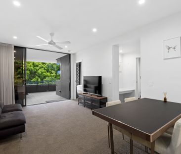 Chic 1-Bedroom Furnished Apartment in West End - Photo 4