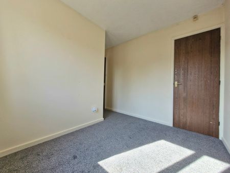 2 bedroom semi-detached to let - Photo 5