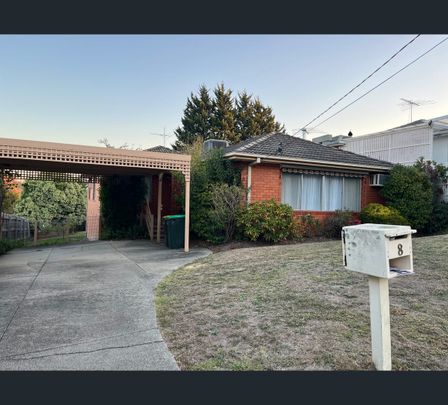 8 Vista Street, Bulleen, Vic 3105 - Photo 1