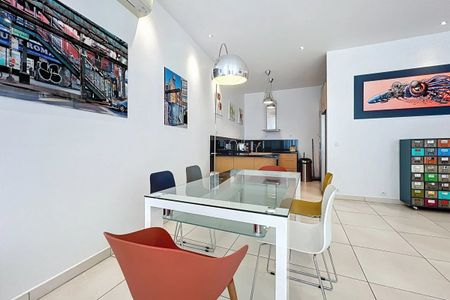 Cannes Face au Palais et le Vieux Port - très bel appartement de 6 pièces - Photo 4