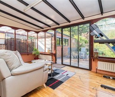 3 bedroom semi-detached house to rent - Photo 3