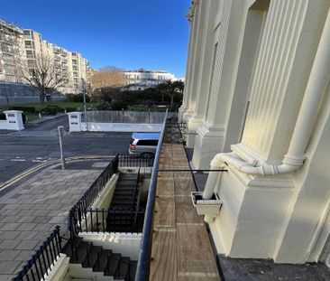 2 bedroom flat to rent - Photo 6