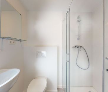 Furnished duplex studio opposite Park den Bruul! Available for the ... - Photo 4