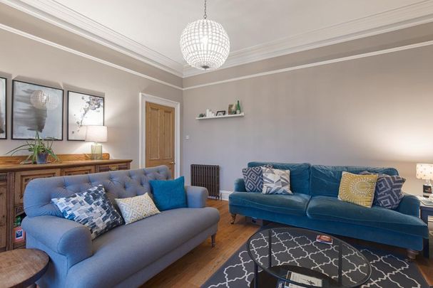 4 bedroom terraced house to rent - Photo 1