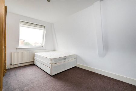 3 bedroom apartment to rent - Photo 5