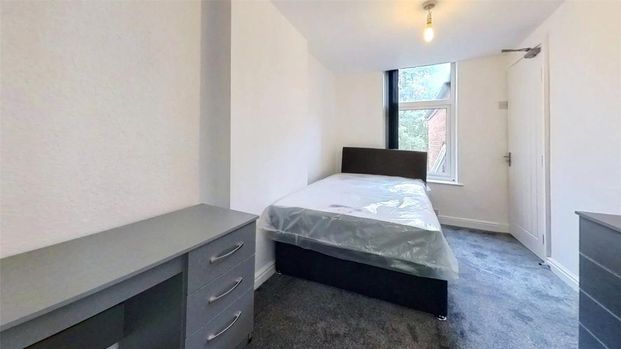 5 bedroom house to rent - Photo 1