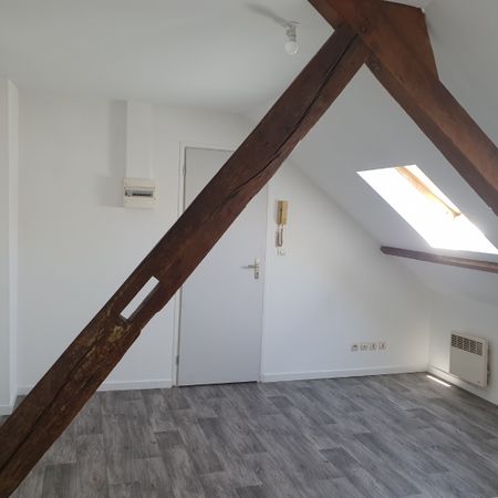 Location Appartement 1 pièce 16m² ST OMER 62500 - Photo 3