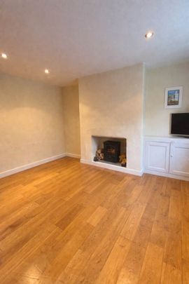 Park Street, Bollington - Photo 1