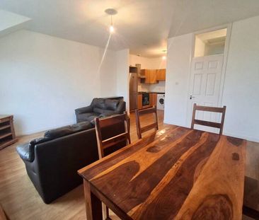 Furnished 2 Bedroom First Floor Apartment - Photo 5