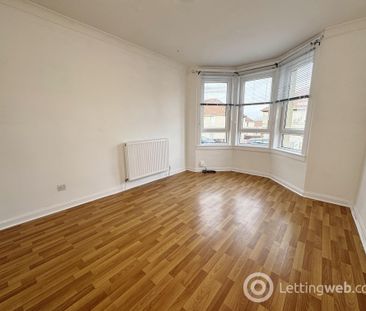 3 Bedroom Ground Flat to Rent - Photo 3
