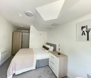 Studio Flat, Stmary Place, SO14 - Photo 1