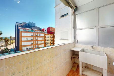 Carrer dEscalante, Valencia, Valencian Community 46011 - Photo 3