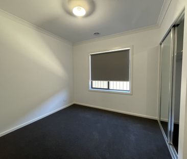 NICELY PRESENTED FOUR BEDROOM HOME ! - Photo 6