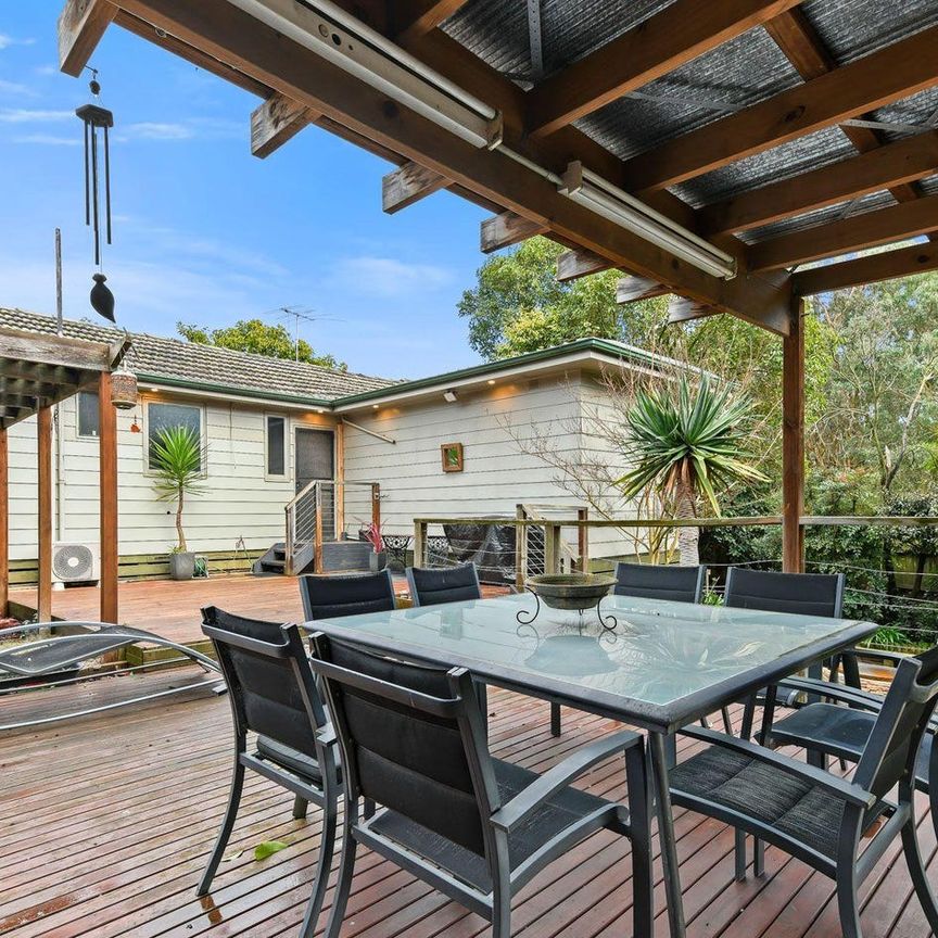 A great family house in Mount Waverley - Photo 1