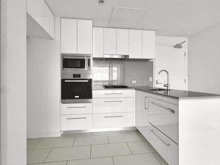 Modern 1 bedroom, 1 bathroom - Photo 4