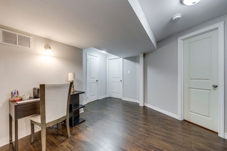 For Lease - 56 Barberry Crescent Unit# Lower, Richmond Hill, Ontario - Photo 3