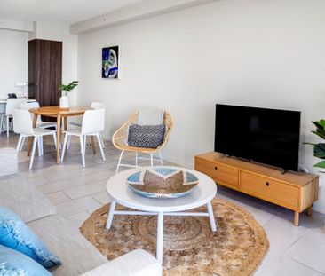 FIRST CLASS LIVING IN THE HEART OF MOOLOOLABA - Photo 4