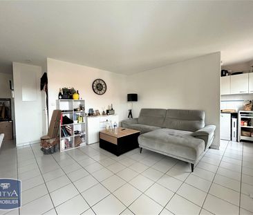 Location Appartement 2 pièces 48m² BRESSOLS 82710 - Photo 2