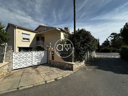 Location Appartement 2 pièces 26m² LA GARDE 83130 - Photo 5