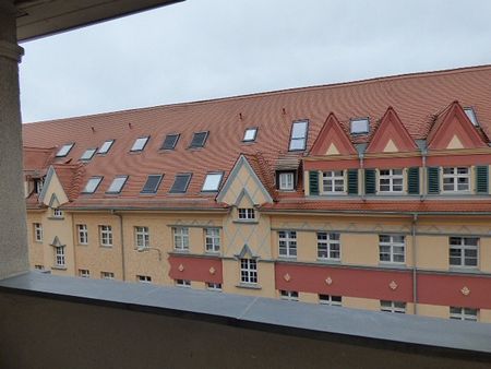 Erstbezug nach Reno- Vierraumwohnung mit Balkon - Foto 5