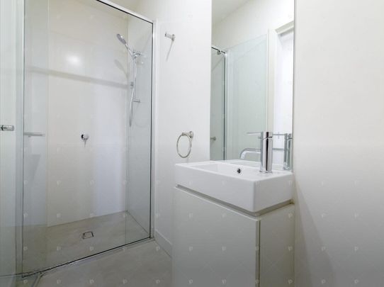 Sunshine North - Photo 1