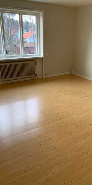 Valhallagatan, Flen - Photo 1