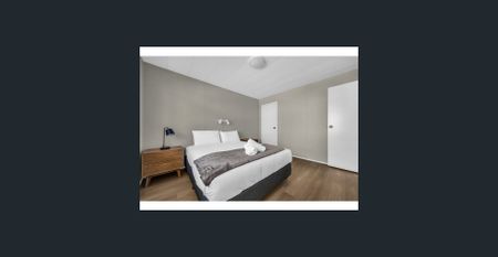 🌿 Peaceful 2-Bedroom Home – Fully Renovated & Furnished 🌿Electricity, Water & Gas Included! - Photo 5