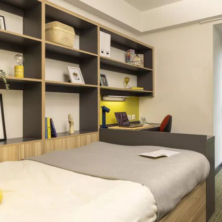 Silver Ensuite - Photo 2