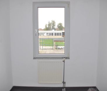 RUSTIG GELEGEN APPARTEMENT VAN 96M² MET RUIM TERRAS IN LANAKEN - Photo 3