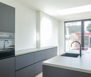 Van 't Hoffstraat 18, 2014RG, Haarlem - Photo 2