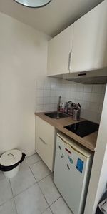 Location Appartement 1 pièce 16m² - Photo 3