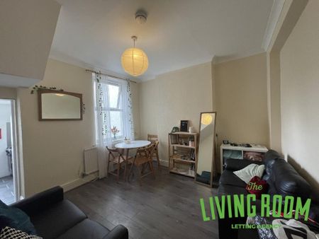 3 bedroom house to rent - Photo 2