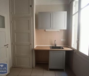 Location Appartement 3 pièces 91m² CHAMBERY 73000 - Photo 3