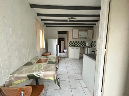 Location Maison 2 pièces 24m² MARSEILLE 16ème - Photo 3