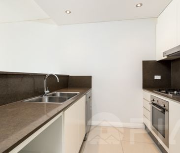 203/15 Flack Avenue HILLSDALE - Photo 2