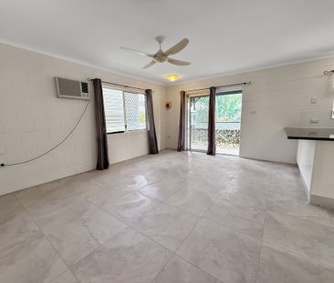 Charming Stand-Alone Villa in Whitfield Location - Photo 6