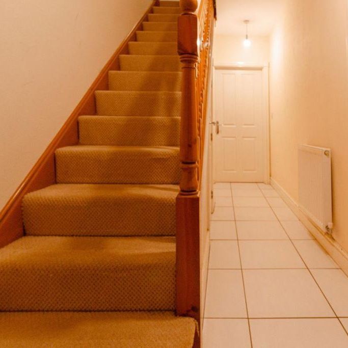 5 bedroom detached house to rent - Photo 1